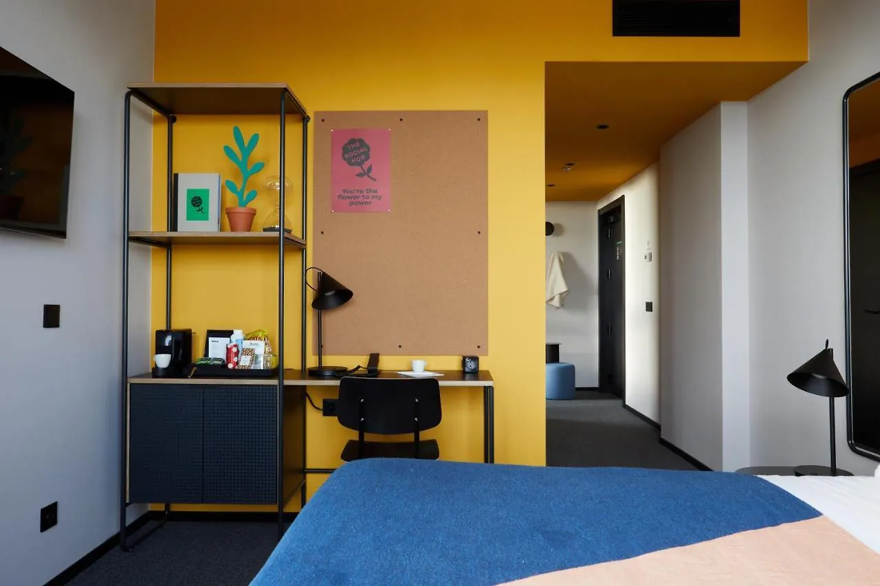 The Social Hub Barcelona Poblenou Hotel 0*,
