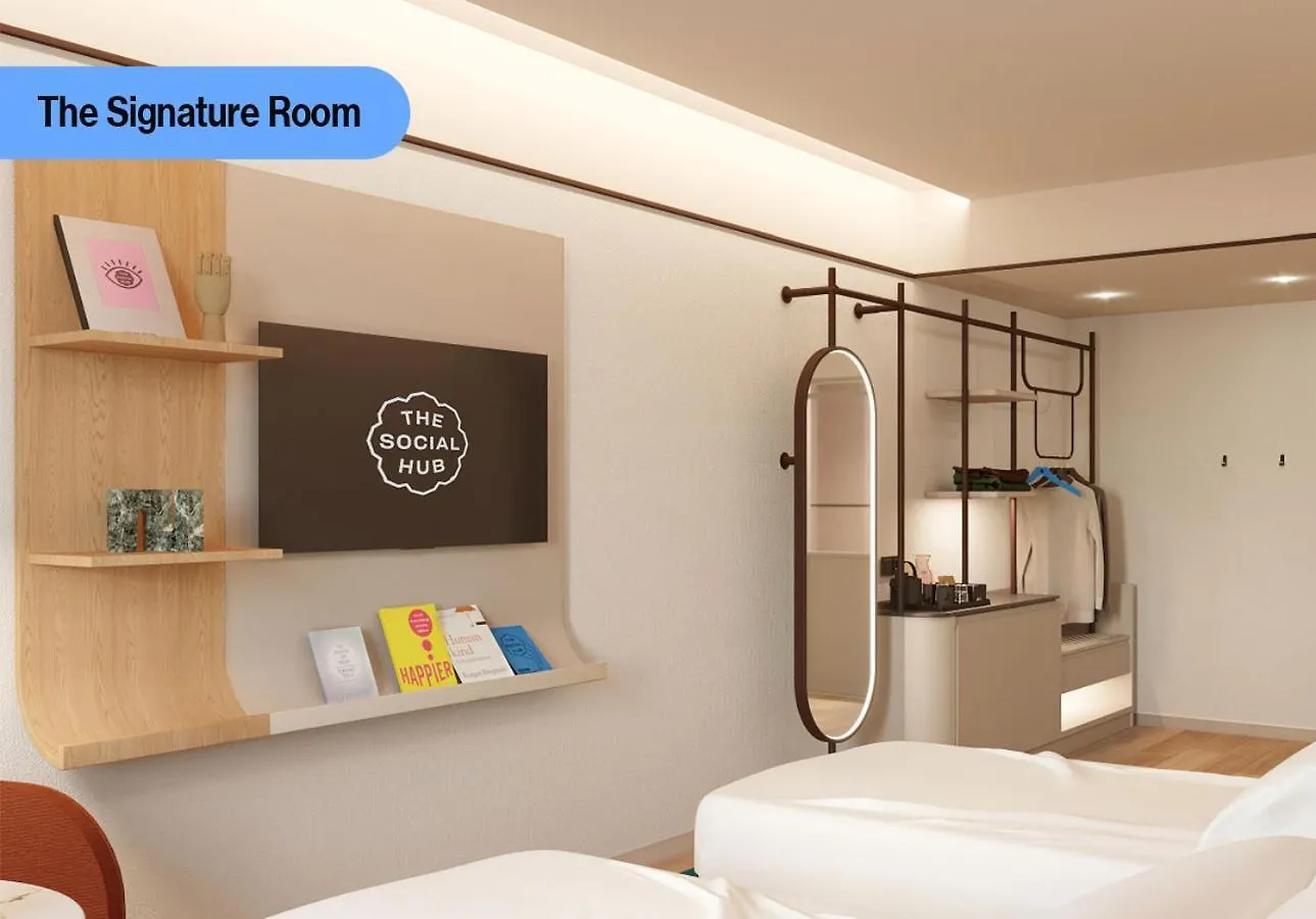 The Social Hub Barcelona Poblenou Hotel