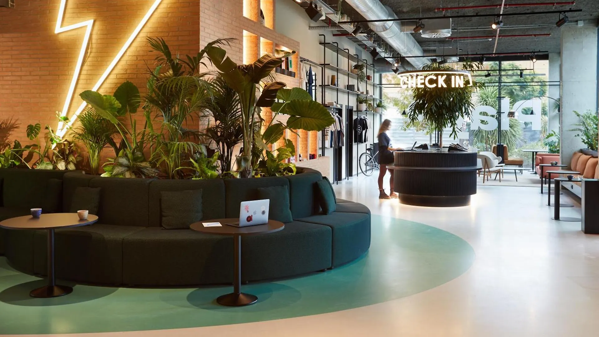 The Social Hub Barcelona Poblenou Hotel