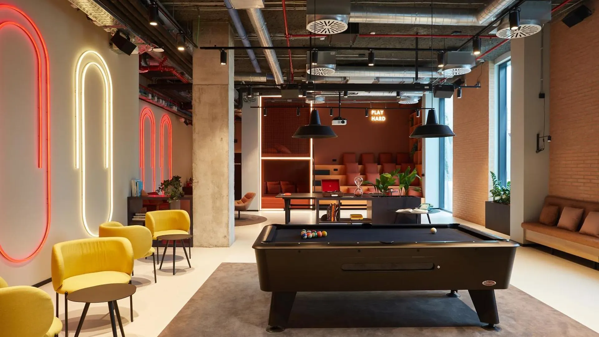 The Social Hub Barcelona Poblenou Hotel