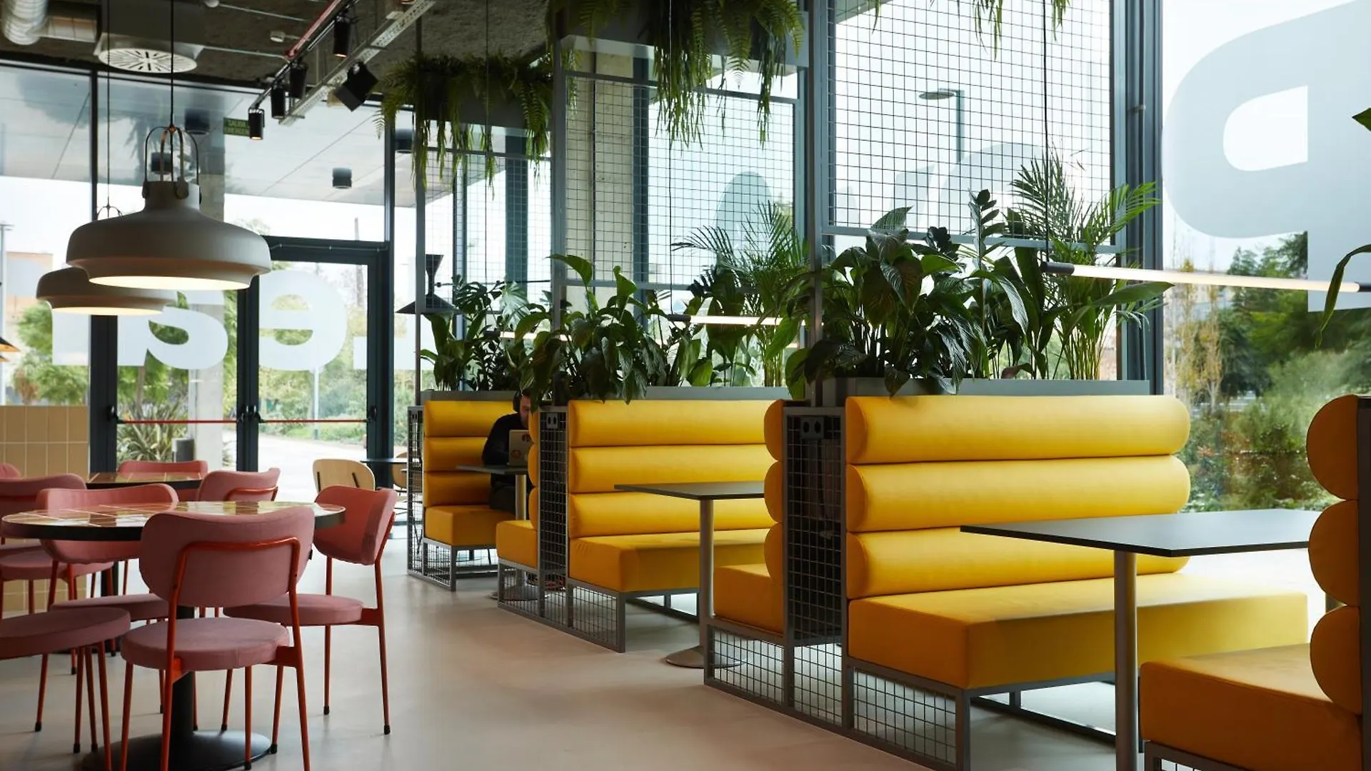 The Social Hub Barcelona Poblenou Hotel